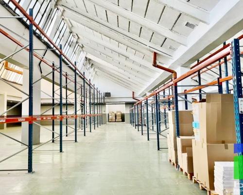 Górna - hala na parterze 3080 m2 ul. Senatorska