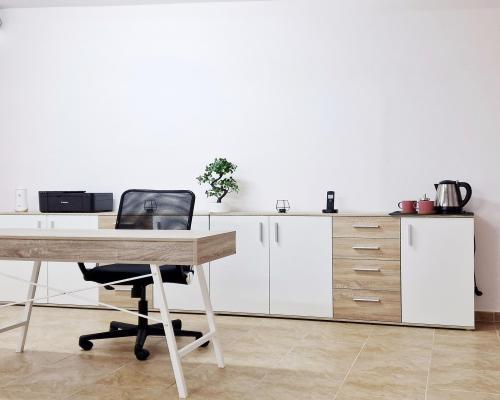 Widzew - biuro 24 m2 al. Piłsudskiego WIMA