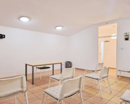 Nowosolna - lokal biurowo-usługowy 100 m2