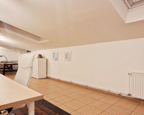 Nowosolna - lokal biurowo-usługowy 100 m2