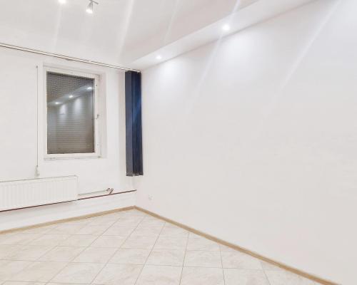 Widzew - do wynajęcia hala 214 m2 al. Piłsudskiego