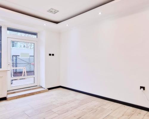 Górna / Dąbrowa - lokal na parterze 20m2