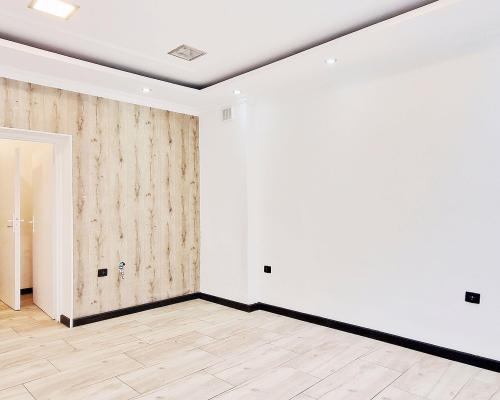 Górna / Dąbrowa - lokal na parterze 20m2