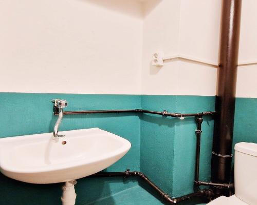 Górna / Dąbrowa - lokal na parterze 20m2