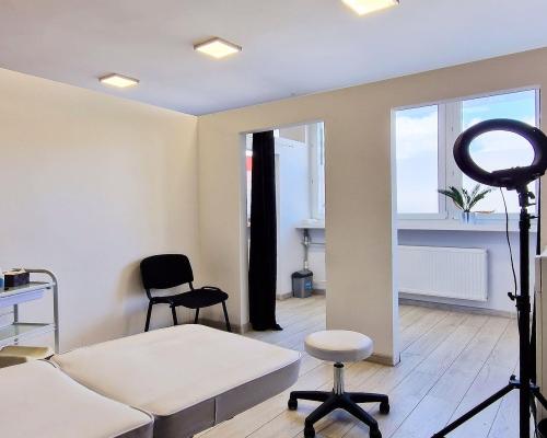 Górna / Dąbrowa - lokal o pow. 98 m2 I piętro