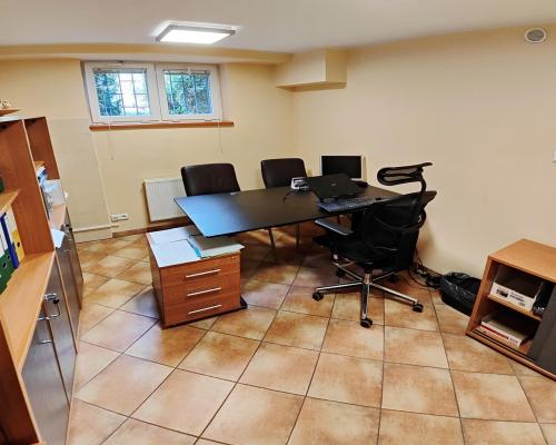 Centrum - lokal 11 m2 parter al. Kościuszki