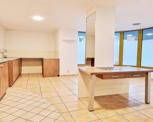 Centrum - gabinet 25,5 m2 parter