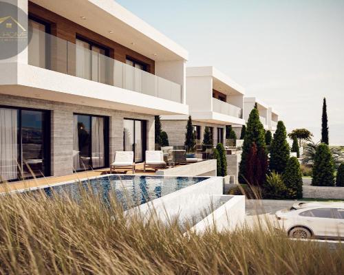 Eleganckie, wolnostojące wille z trzema i czterema sypialniami, położone na zboczu wzgórza Episkopi. Wille cieszą się uprzywile