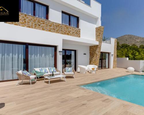 CUDOWNE WILLE W MIEJSCOWOŚCI FINESTRAT