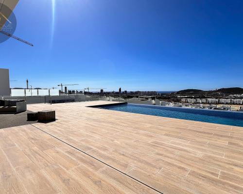 WILLA Z BASENEM INFINITY I WIDOKIEM NA MORZE