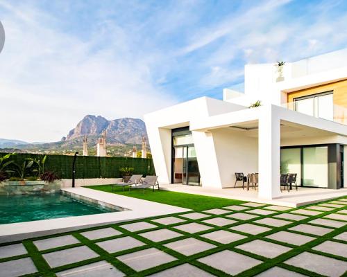 NOWOCZESNA WILLA Z PRYWATNYM BASENEM W FINESTRAT