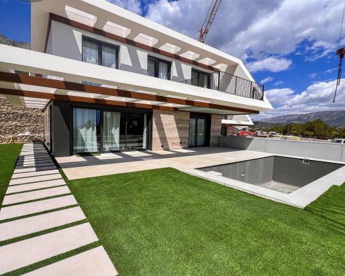 NOWY PROJEKT DOMÓW Z WIDOKIEM NA MORZE W POLOP