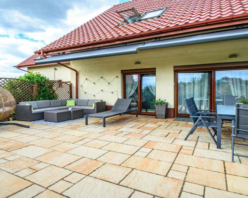 PIĘKNY DOM WOLNOSTOJĄCY - WYSOKI STANDARD