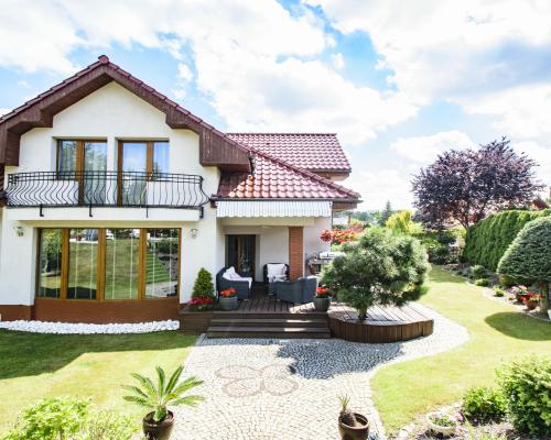 PIĘKNY DOM NA SPRZEDAŻ W SPOKOJNEJ OKOLICY