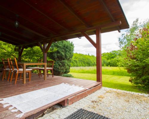 Dom wolnostojący, działka 0,5 Ha