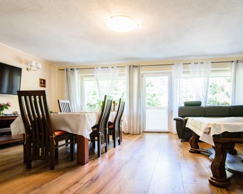 DOM WOLNOSTOJĄCY/ 160M2/ŚWIDNICA