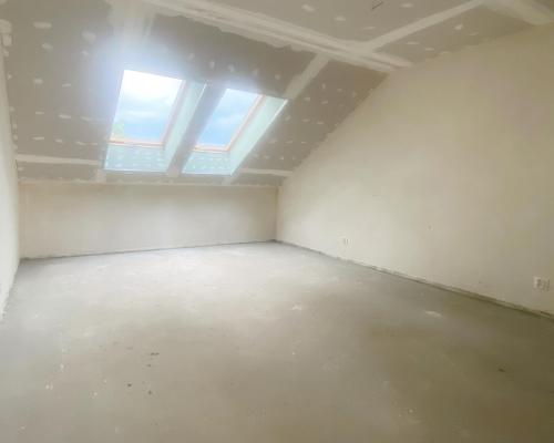 Dom szeregowy, ogródek, garaż