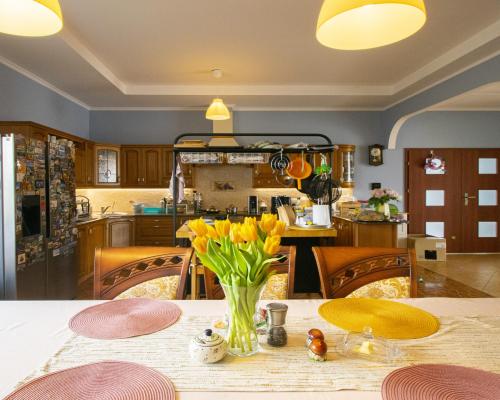 Dom mieszkalno - usługowy