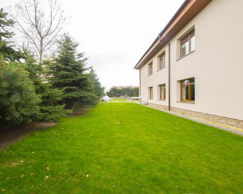 Dom mieszkalno - usługowy