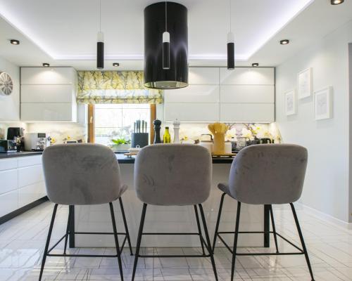 Dom z ogrodem i garażem 173m2