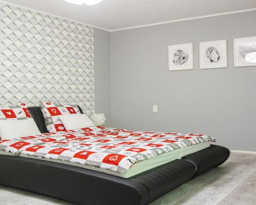 Dom z ogrodem i garażem 173m2