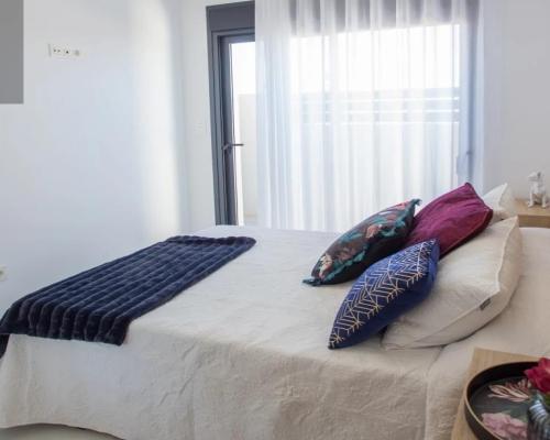 Nowoczesny dom z basenem