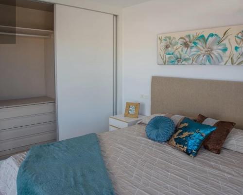 Nowoczesny dom z basenem