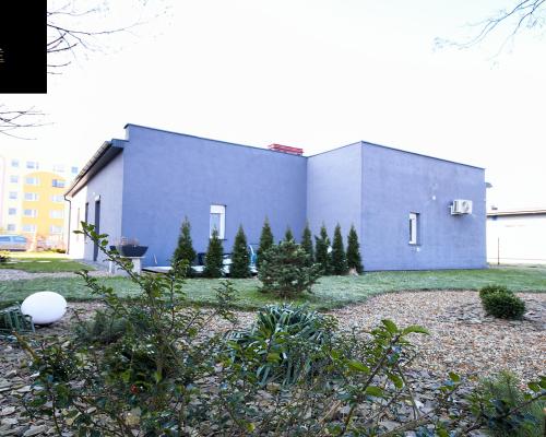 Budynek wolnostojący 184m2 z parkingkiem