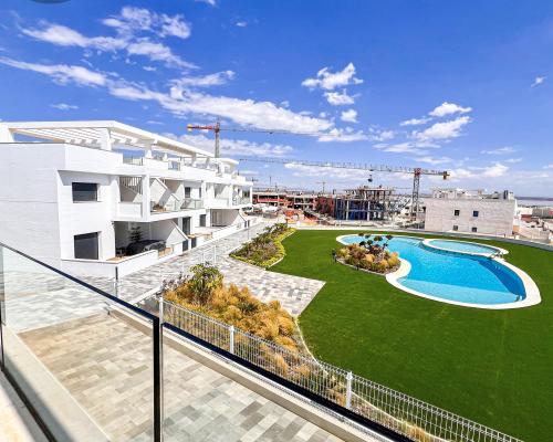 MIESZKANIA W NOWOCZESNYM KOMPLEKSIE W TORREVIEJA