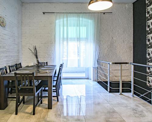 DWUPOZIOMOWE/ 3 POKOJE/ 76,2M2/ WYSOKI PARTER