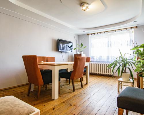 4 POKOJE/ 2 BALKONY/ WIDOK NA GÓRY