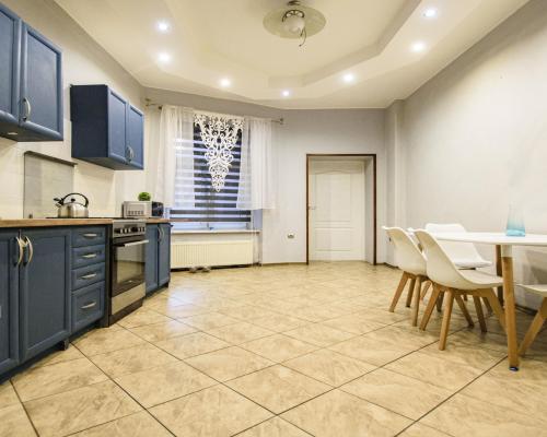 2 POKOJE/ 62,4M2/ I PIĘTRO/ BLISKO CENTRUM