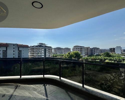 Twój drugi dom nad morzem – duży taras i 3 baseny