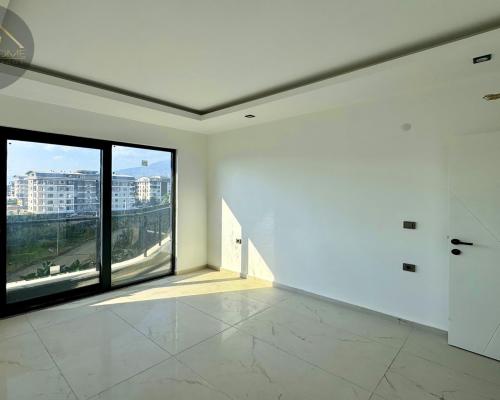 Twój drugi dom nad morzem – duży taras i 3 baseny