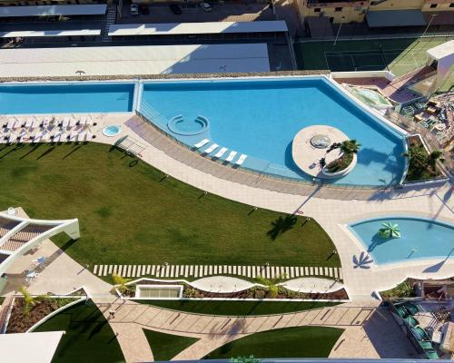Wytworny apartament z widokiem na morze w Benidorm