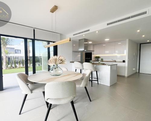 Apartament blisko różowego jeziora w Torrevieja