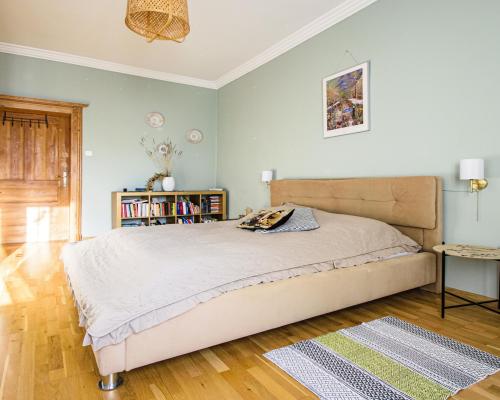 Niepowtarzalne mieszkanie z tarasem i ogrodem