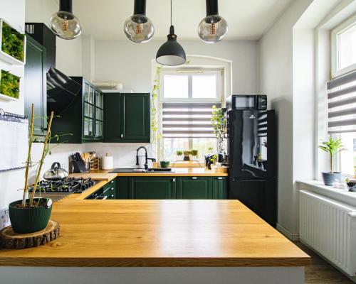 2 POKOJE/ 70,6M2/ PARTER