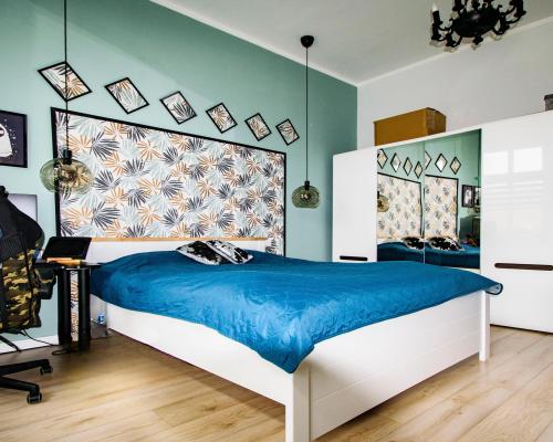 2 POKOJE/ 70,6M2/ PARTER