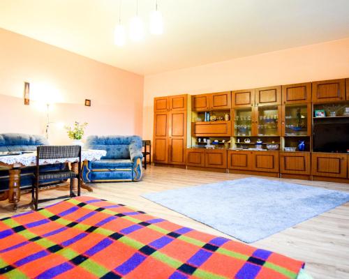 134M2, 1 PIĘTRO, PIĘKNA OKOLICA, BLISKO GÓR