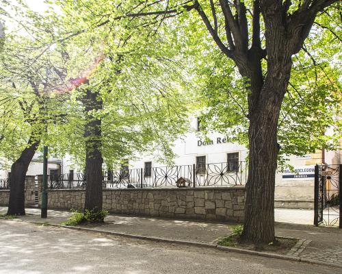 Zamek Świdnicki - zespół poklasztorny na sprzedaż