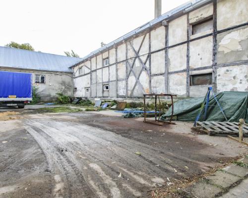 Hala w Zebrzydowie do wynajęcia - 300 m2
