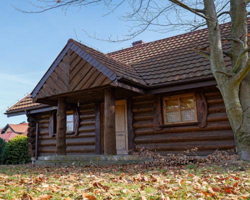Kłobuck, ul. Mikołaja Reja | Dom z bali