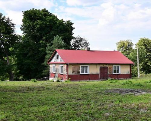 Radomirka - dom i budynki gosp. + ponad 1ha gruntu