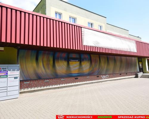 Duży lokal handlowo-usługowy, parter, rampa.