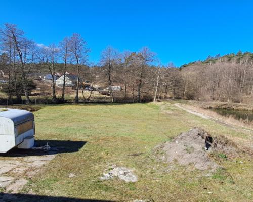 Dom w budowie nad rzeką dz. 2924 m²  Natura 2000