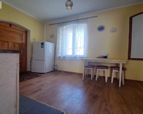 Dom z ogródkiem w centrum, w cenie mieszkania