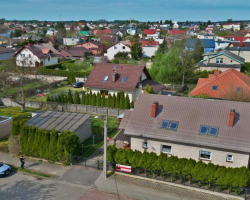 Dom blizniak, centrum, 3 pokoje, ogródek, garaż
