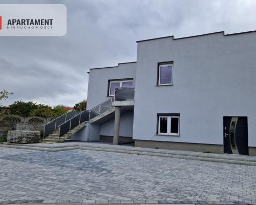 Dom z widokiem na jezioro - 3 odrębne mieszkania