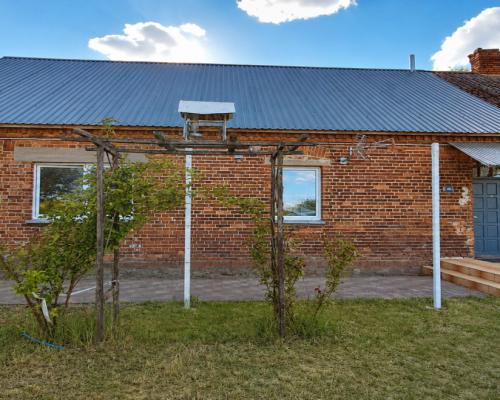 Siedlisko z działką i stawem, Trzaskowice-Stróżewo